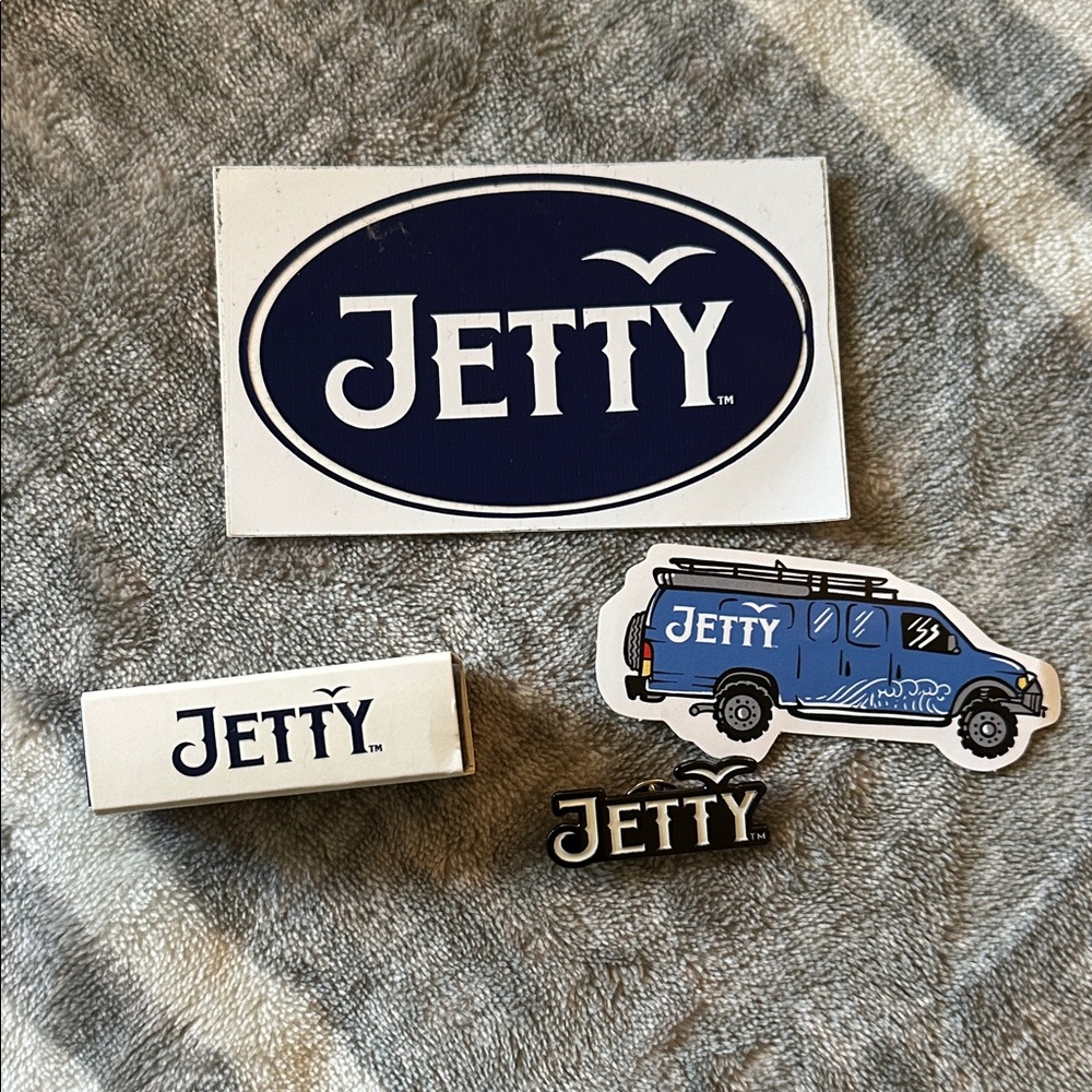 Jetty sticker and pin Set